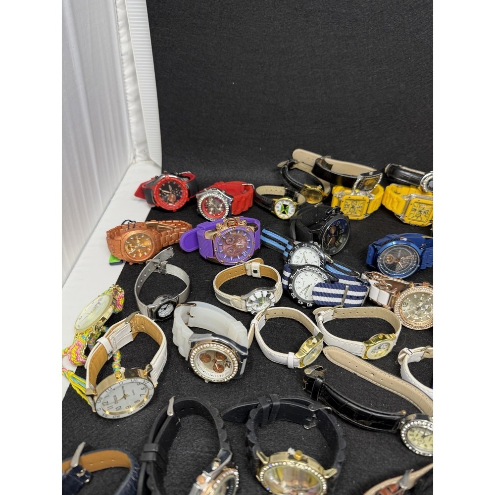 Huge Geneva Donna Vivi Fashion Watch Lot 60+ Men's Women's Wristwatches - Picture 3 of 13